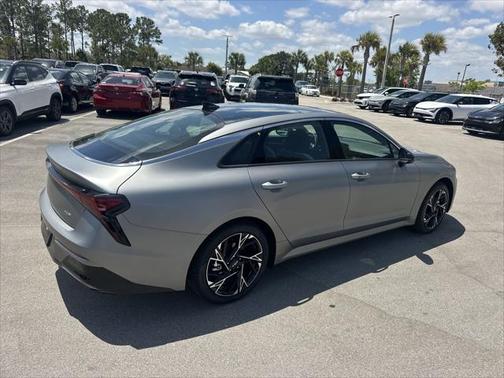 2025 Kia K5 GT-Line