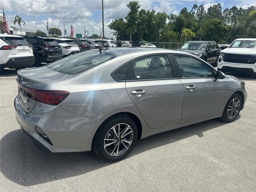 Steel Gray 2024 Kia Forte LXS