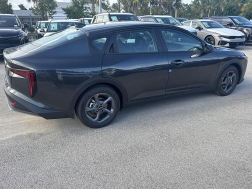 Interstellar Gray 2026 Kia K4 LXS