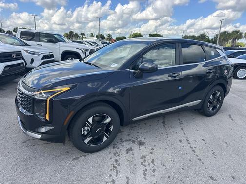 2026 Kia Sportage LX