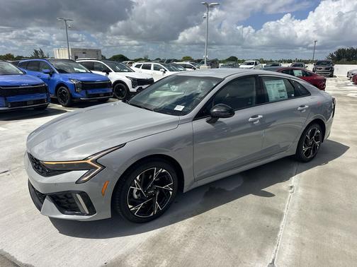 2026 Kia K5 GT-Line