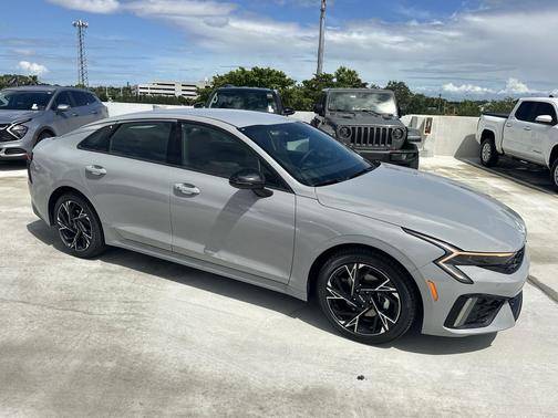 2026 Kia K5 GT-Line