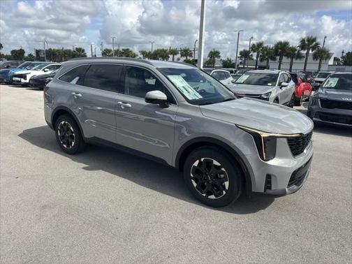 2025 Kia Sorento S