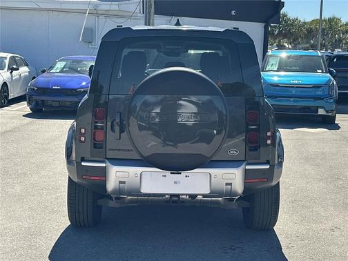 2023 Land Rover Defender 110 S