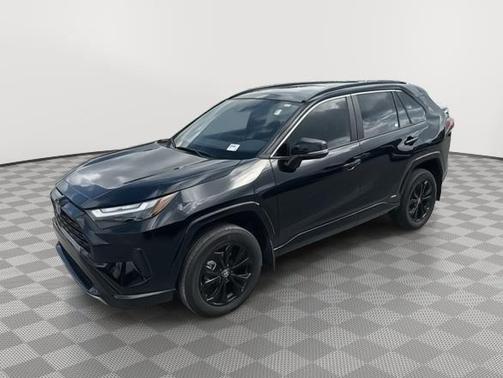 2024 Toyota RAV4 Hybrid SE