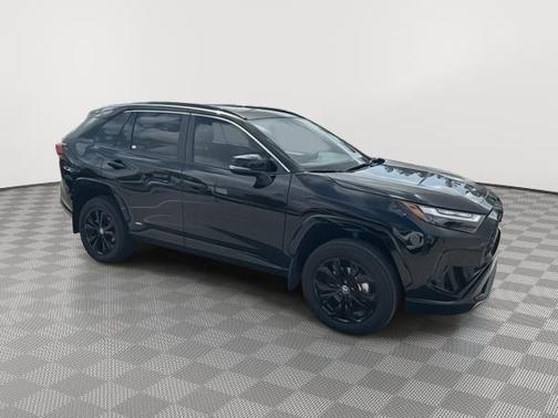 2024 Toyota RAV4 Hybrid SE
