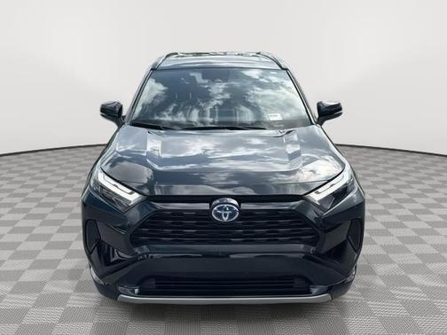2024 Toyota RAV4 Hybrid SE