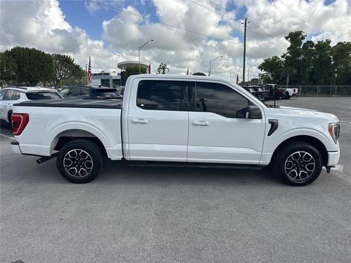 Oxford White 2023 Ford F-150 XLT