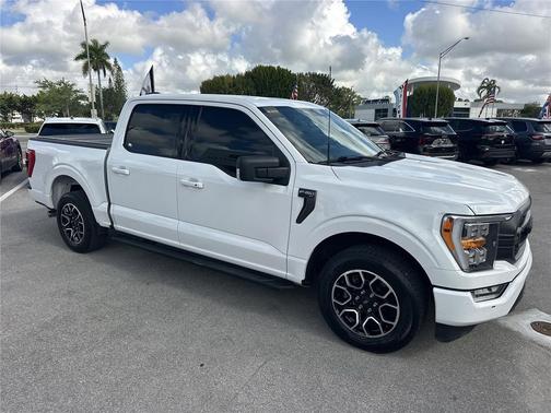 Oxford White 2023 Ford F-150 XLT