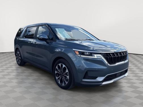 2024 Kia Carnival EX