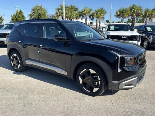 Aurora Black Pearl 2027 Kia Seltos EX
