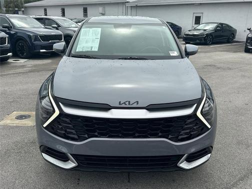 2025 Kia Sportage EX