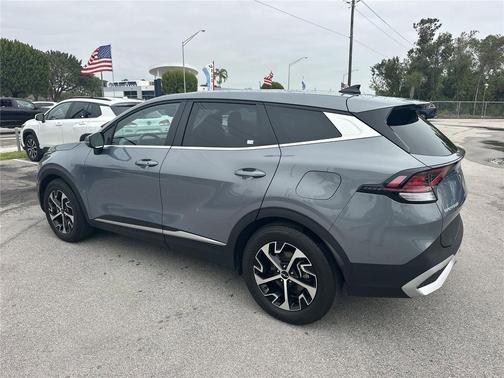 2025 Kia Sportage EX