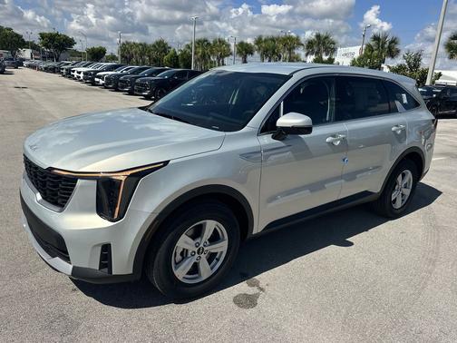 2026 Kia Sorento LX