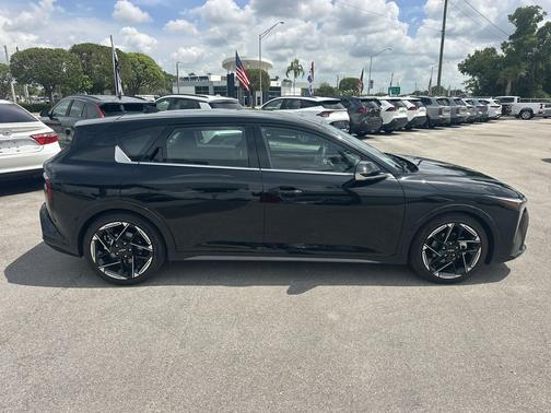 Aurora Black Pearl 2026 Kia K4 GT-Line