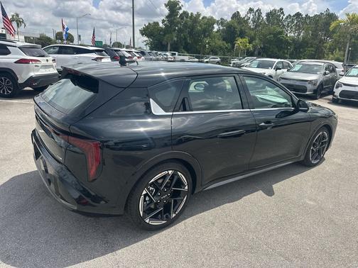 Aurora Black Pearl 2026 Kia K4 GT-Line