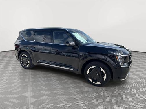 Ebony Black 2026 Kia EV9 Land