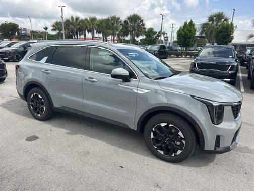 Wolf Gray 2026 Kia Sorento S