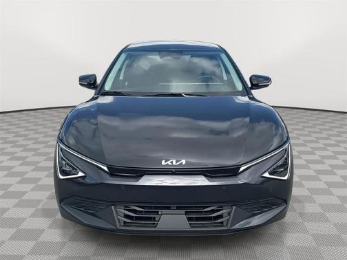 2025 Kia EV6 Light Long Range