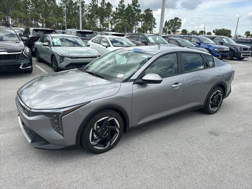 2025 Kia K4 EX
