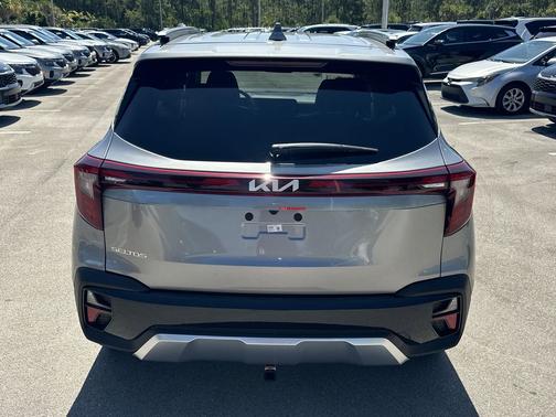 Steel Gray 2026 Kia Seltos S
