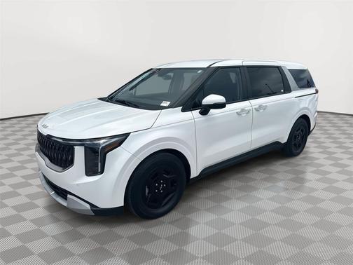 Snow White Pearl 2025 Kia Carnival LXS