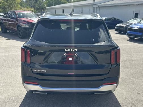 Ebony Black 2025 Kia Sorento S