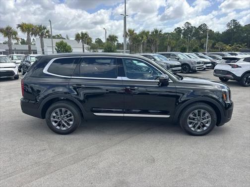 2025 Kia Telluride LX