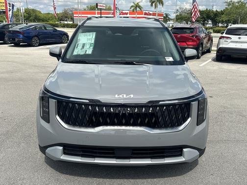 Ceramic Silver 2026 Kia Carnival EX