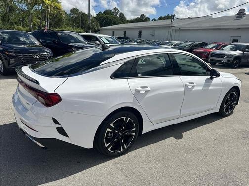 2024 Kia K5 GT-Line