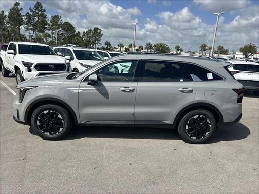 2025 Kia Sorento S