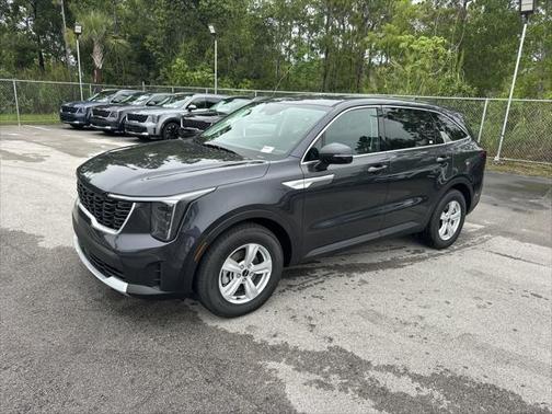 2025 Kia Sorento LX