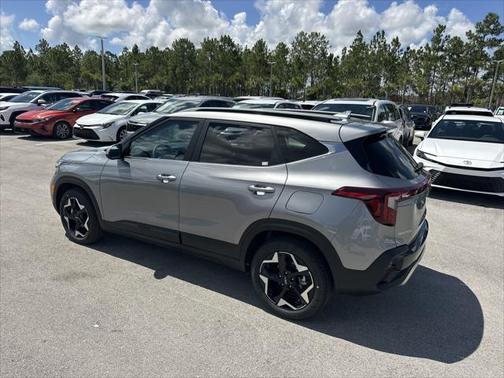 2025 Kia Seltos EX