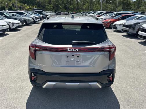 2025 Kia Seltos EX