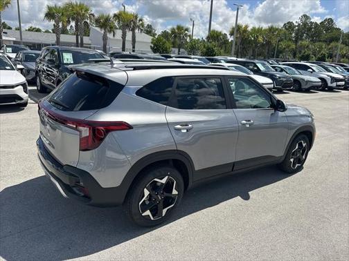 2025 Kia Seltos EX