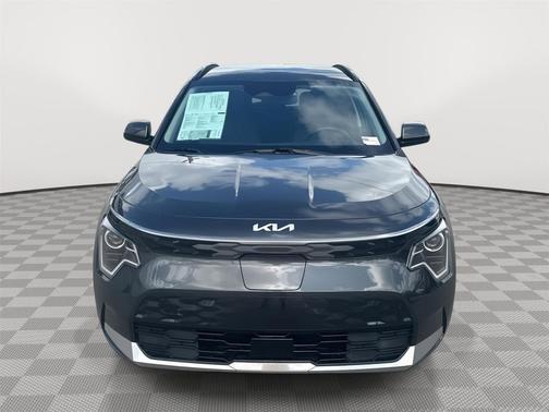 Graphite Gray 2024 Kia Niro EV Wind