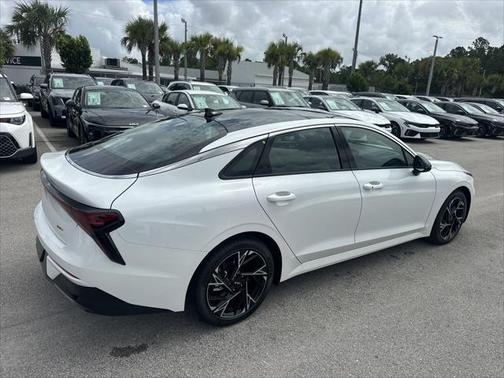 2025 Kia K5 GT-Line