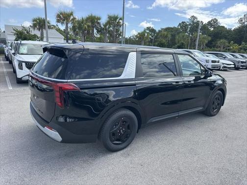 2025 Kia Carnival LXS