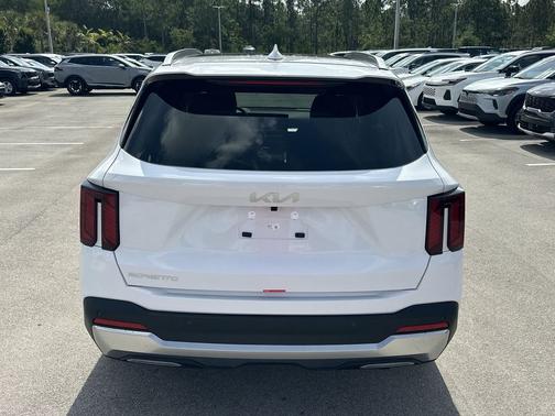Glacial White Pearl 2026 Kia Sorento SX