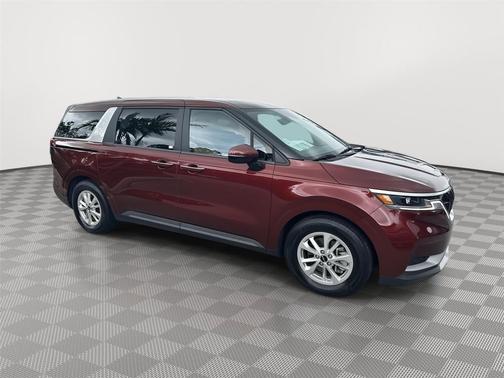 2024 Kia Carnival LX