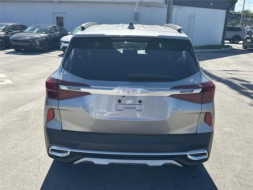 2023 Kia Seltos S