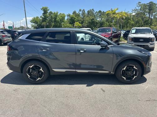 Gravity Gray 2026 Kia Sportage EX