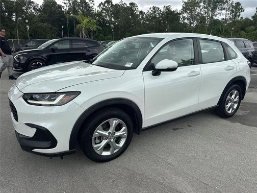 2023 Honda HR-V LX