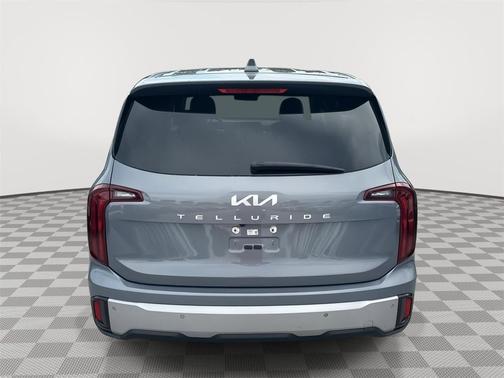 2023 Kia Telluride LX