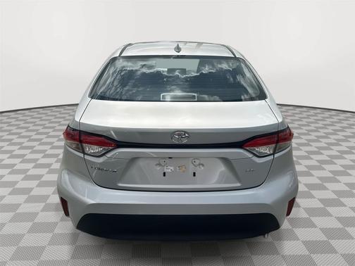 Classic Silver Metallic 2024 Toyota Corolla LE