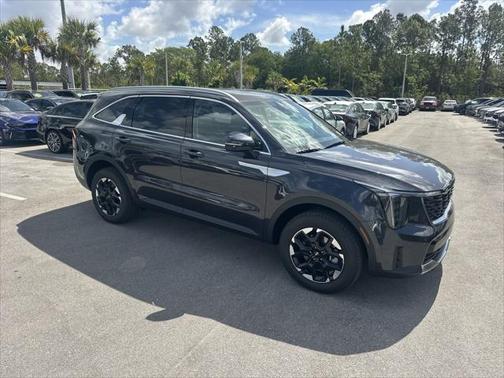 2025 Kia Sorento S