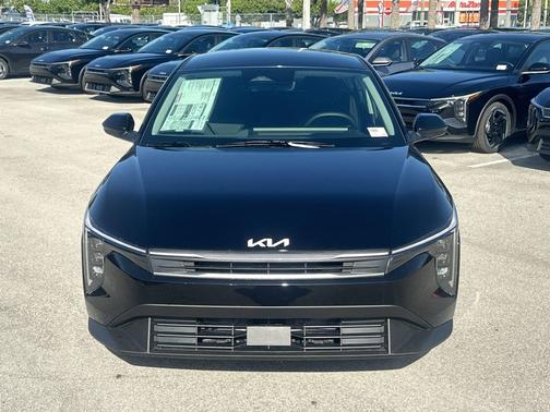 2025 Kia K4 LX