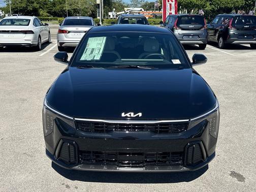 2025 Kia K4 GT-Line Turbo