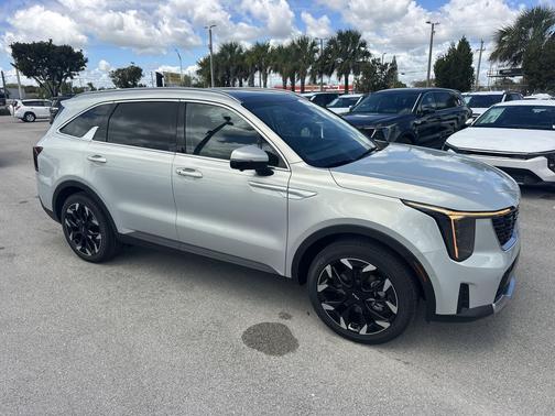 Ivory Silver 2026 Kia Sorento SX