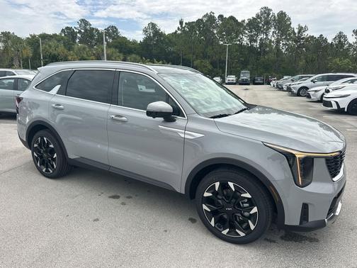 Wolf Gray 2026 Kia Sorento SX